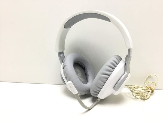 diadema jbl quantum 100