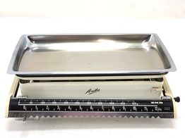 dispositivo electronico vintage anita bascula