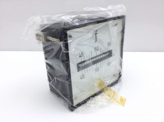 dispositivo electronico vintage sin marca frecuenc&iacute;metro anal&oacute;gico