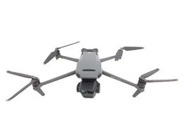 dron con c&aacute;mara dji mavic 3 pro