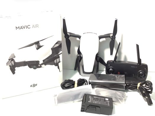 dron con cámara dji mavic air