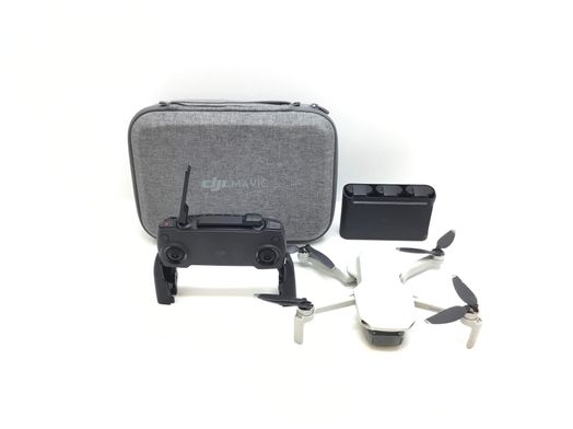 dron con cámara dji mavic mini