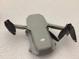 dron con c&aacute;mara dji mavic mini