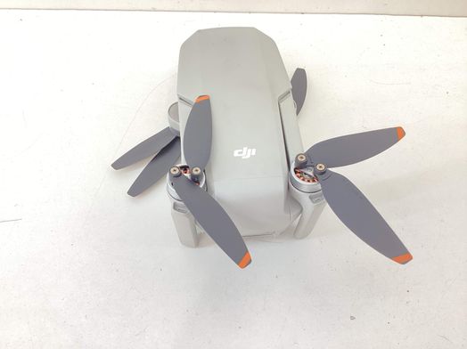 dron con c&aacute;mara dji mini 2 se