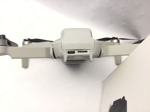 dron con c&aacute;mara dji mini 2