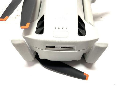 drone com c&acirc;mera dji mini 4 pro (dji rc-n2)