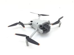 dron con cámara dji mini 4 pro (dji rc-n2)