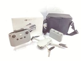 dron con c&aacute;mara dji mini 4k fly more combo