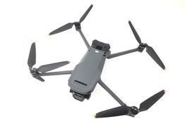 drone com câmera dji mavic 3