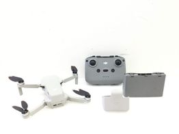 dron con cámara dji mini 2 combo