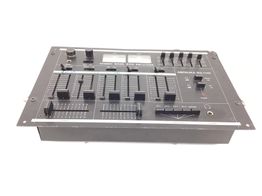 ecualizador akiyama mq-7200