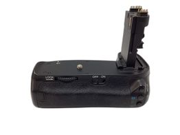 empu&ntilde;adura camara reflex mcoplus bg-70d