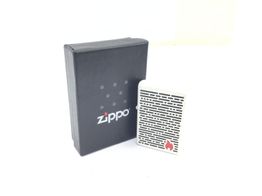 encendedor zippo blanco llama