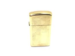 encendedor zippo dorado