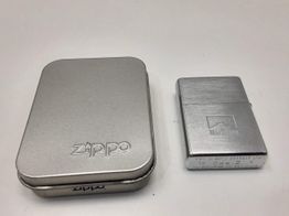 encendedor zippo marlboro