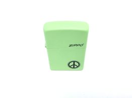 encendedor zippo paz