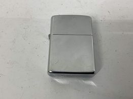 encendedor zippo plateado
