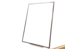 equipamiento oficinas sem marca quadro