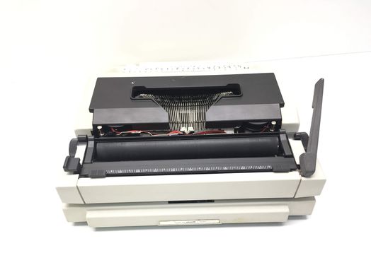 equipamento escrit&oacute;rio olivetti lettera 40