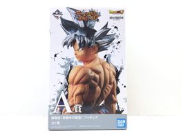 figura accion bandai son goku ultra instinto