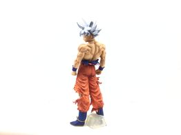 figura accion bandai son goku ultra instinto