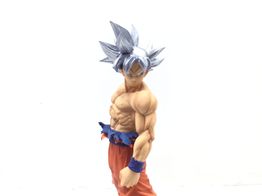figura accion bandai son goku ultra instinto