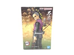 figura accion bandai -