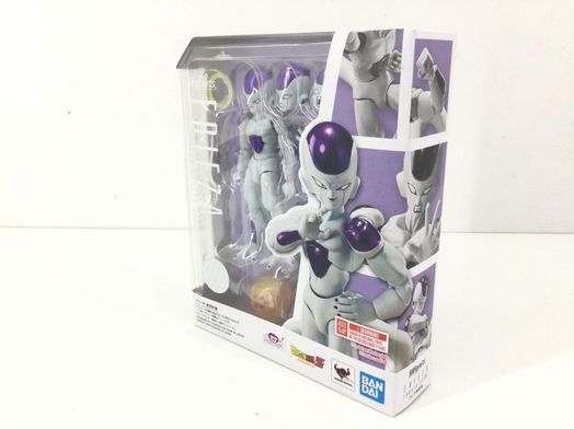 figura accion bandai frieza