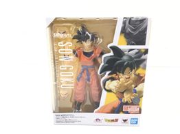 figura accion bandai son goku