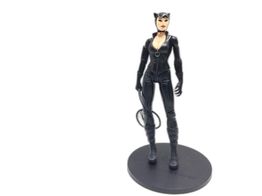 figura accion dc comics catwoman
