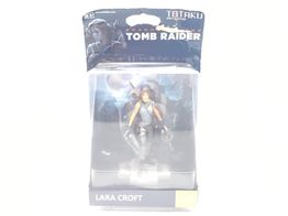 figura accion eb games totaku lara croft tomb raider