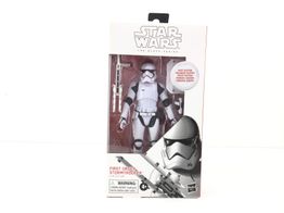 figura accion hasbro black series