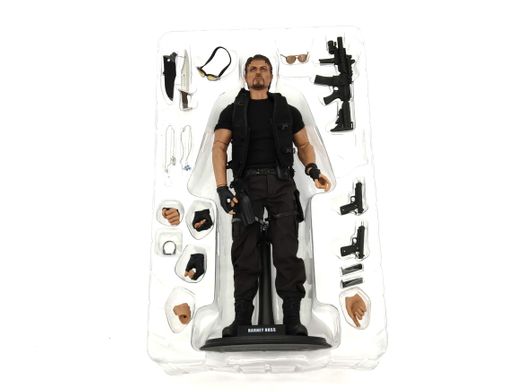 figura accion hot toys the expendables barmey ross mms 138