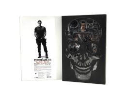 figura accion hot toys the expendables barmey ross mms 138