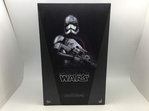 figura accion hot toys star wars capitan phasma