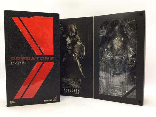 figura accion hot toys mms137 predators falconer