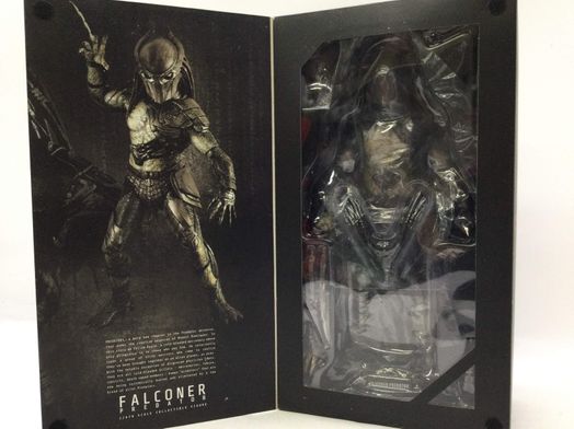 figura accion hot toys mms137 predators falconer