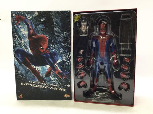 figura accion hot toys the amazing spiderman mms 179