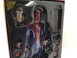 figura accion hot toys the amazing spiderman mms 179