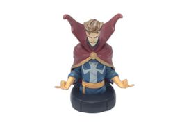 figura accion marvel busto dr. strange