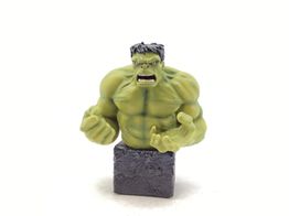 figura accion marvel hulk
