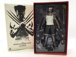 figura accion marvel volverine mms220