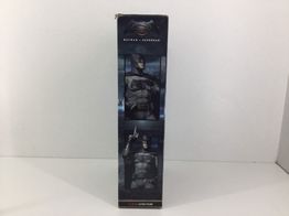 figura accion neca batman vs superman