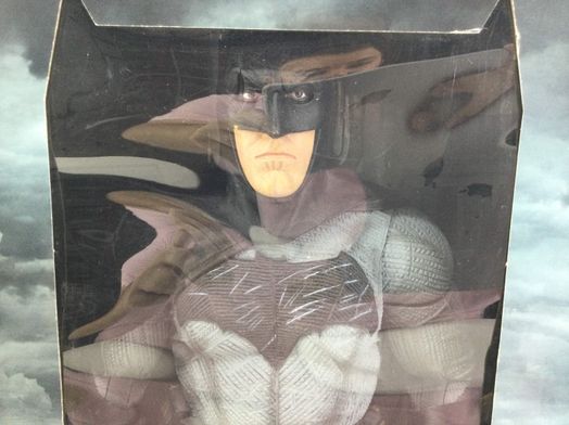 figura accion neca batman vs superman