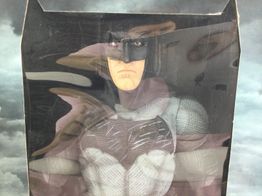 figura accion neca batman vs superman