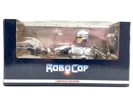 figura accion neca robocop limited edition