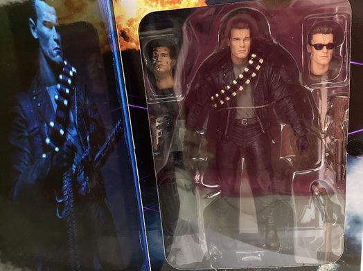 figura accion neca terminator 2