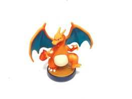 figura accion nintendo charizar