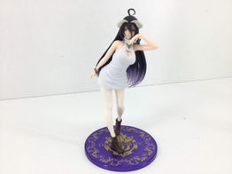 figura accion taito albedo sweater