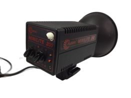 flash est&uacute;dio multiblitz profilux 200